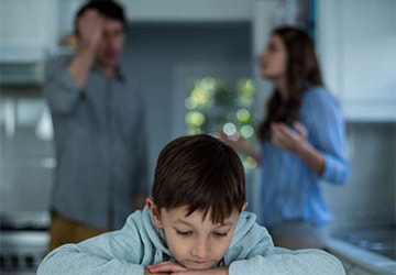 7 راهکارهای کاهش استرس پس از طلاق در کودکان