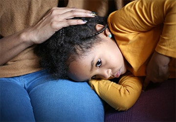 نقش والدین در درد های کودکان چیست؟