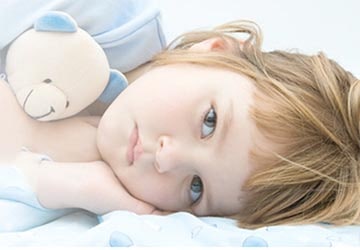 12 علت شایع بی خوابی شبانه در کودکان
