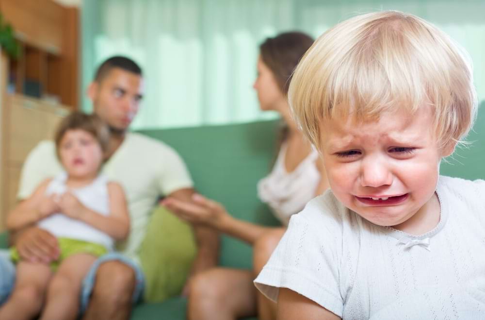 بی اعتنایی عاطفی والدین به کودک
