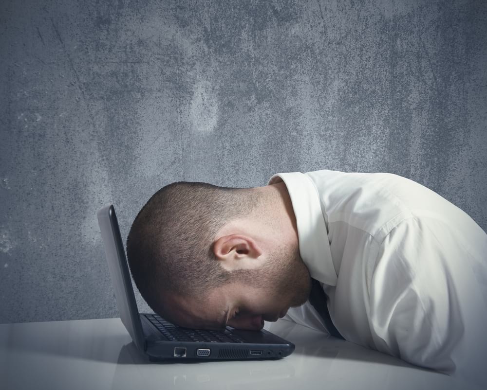 رویدادهای ناخوش و تنش آفرین