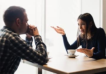 12 راهکار نجات از رفتار آزار دهنده شوهر