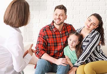 ضرورت مراجعه به کلینیک خانواده درمانی چیست؟