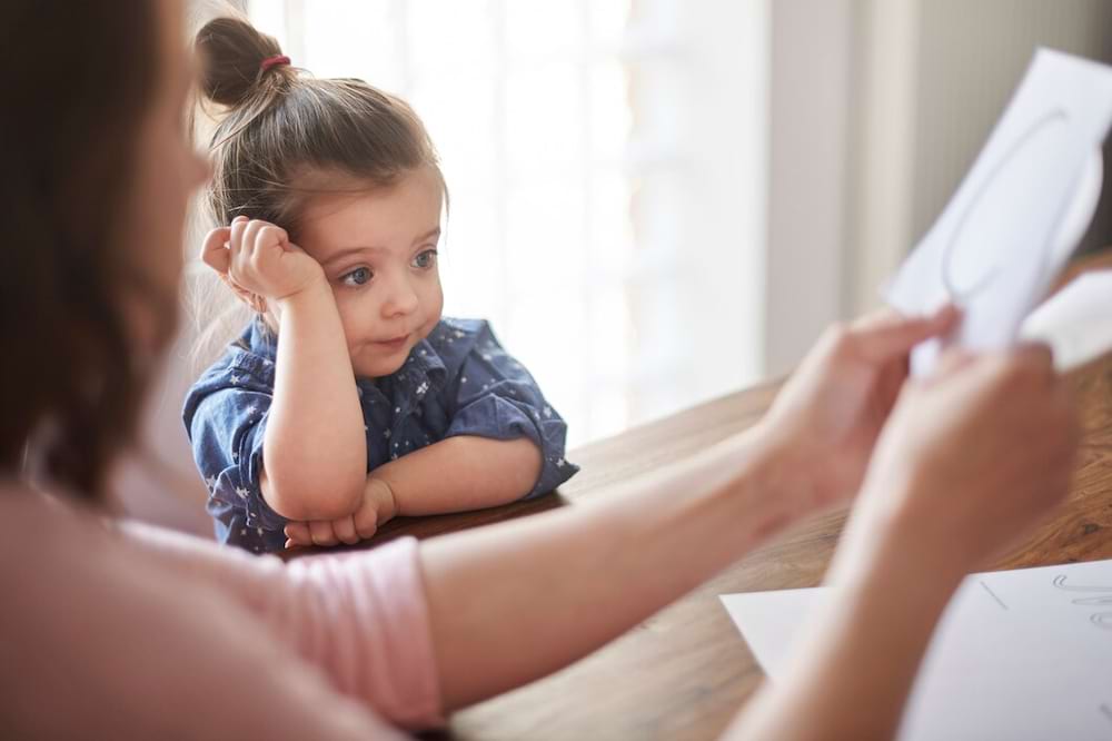 بی توجهی والدین به کودک