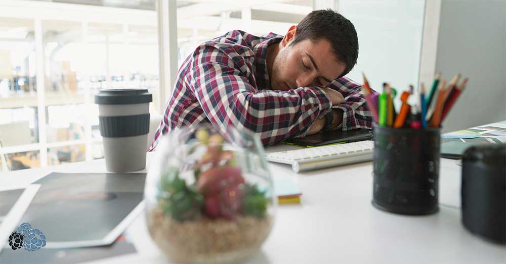 8 دلیل بی حوصلگی
