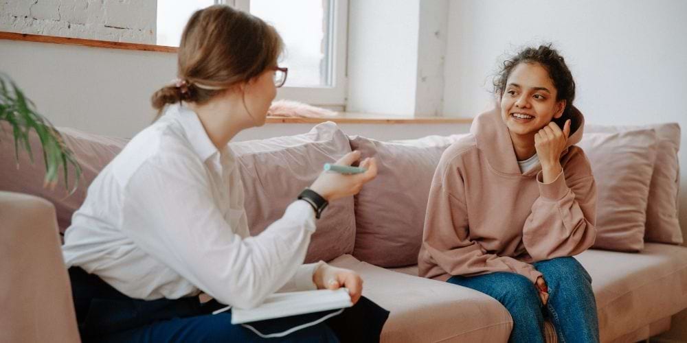 چرا بهتر است از یک کوچ اضطراب کمک بگیریم؟