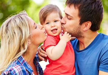 oldimages/postsimages/post0249/kissing-child250.jpg
