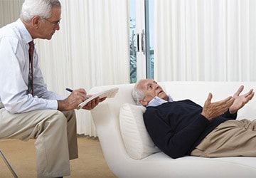 oldimages/postsimages/post0400/psychiatrist-treating-thumb.jpg