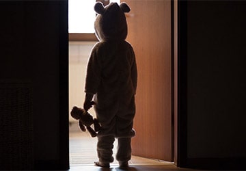 oldimages/postsimages/post0524/sleepwalking-child-thumb.jpg
